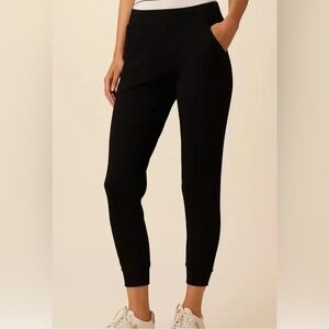Amour Vert Women’s Soft Ribbed Joggers Black Pockets Stretch Comfy Size Small